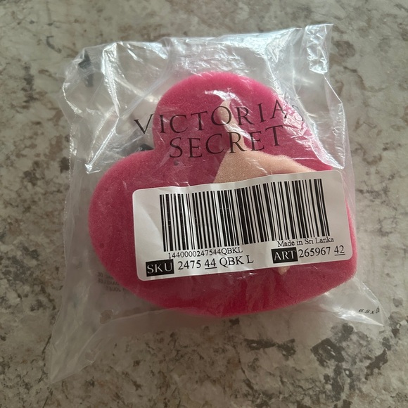 Victoria’s Secret PINK Sponge Heart Dog - Picture 6 of 6